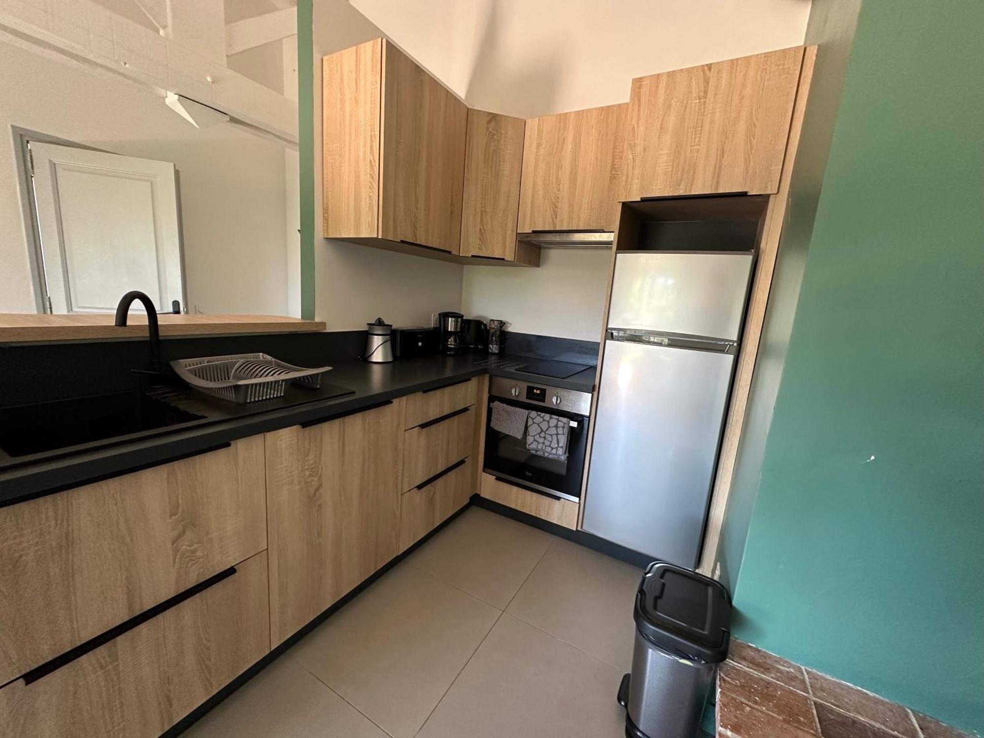 Charmant appartement T2 au coeur des vignes Cogolin Extérieur photo